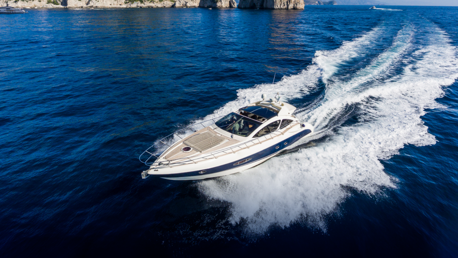 169 Azimut Atlantis 55 (1)